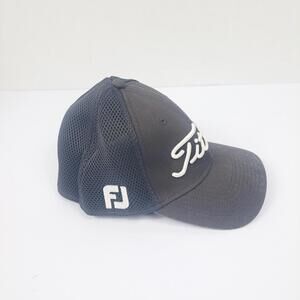 Titleist Gray FJ Pro V1 Medium Large Pre Owned- Please View Pictures